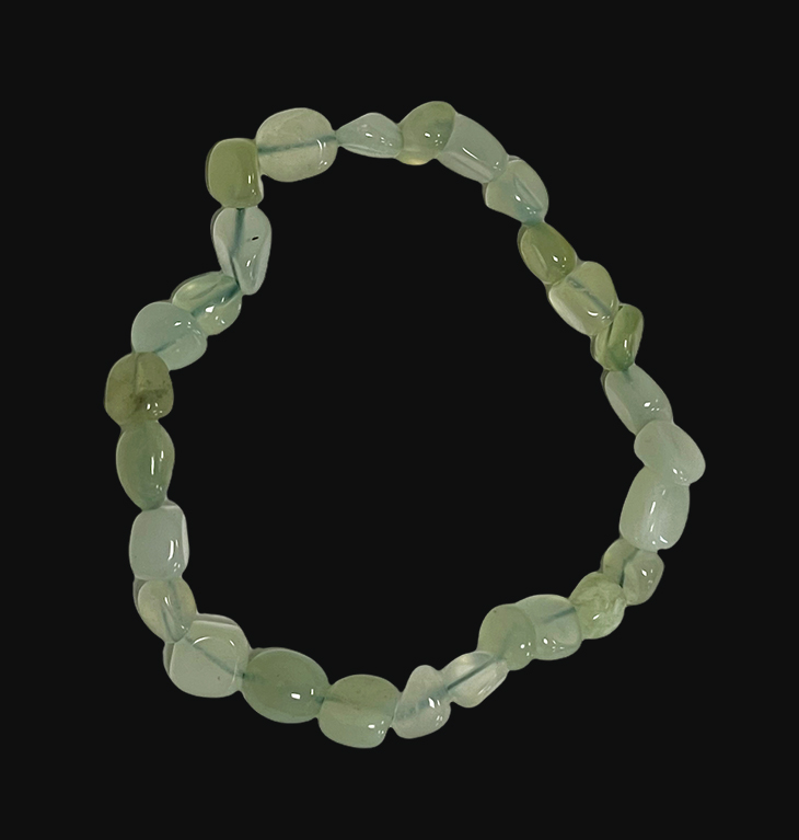 Jade von China A Armband Gerollte Steine