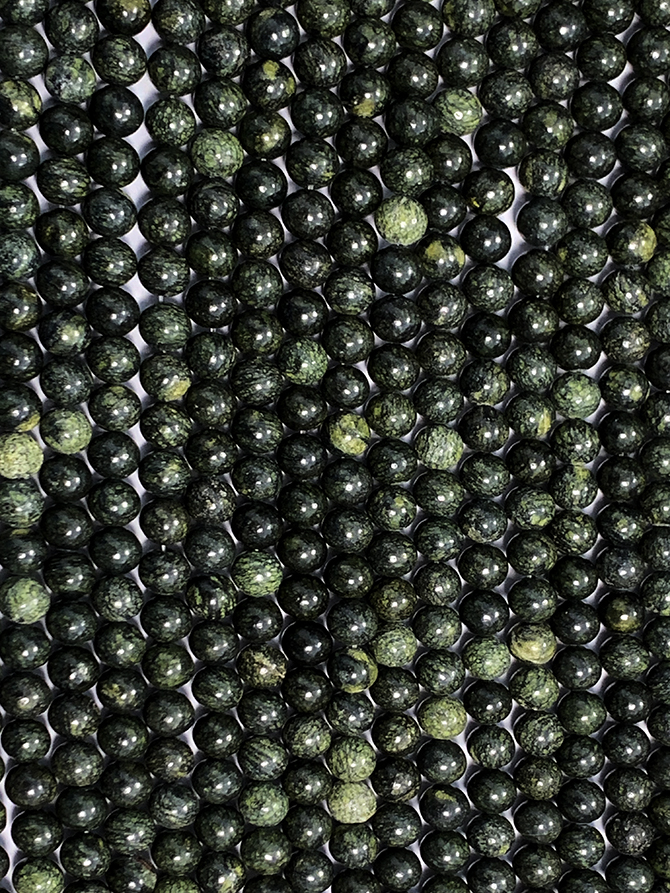 Serpentine Peru Perlen 6mm auf 40cm Faden