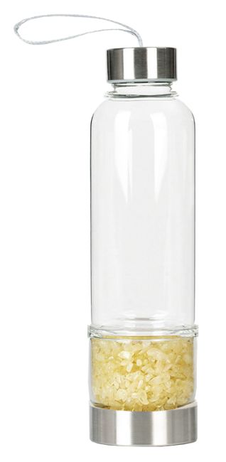 Flasche mit Citrinkristallen