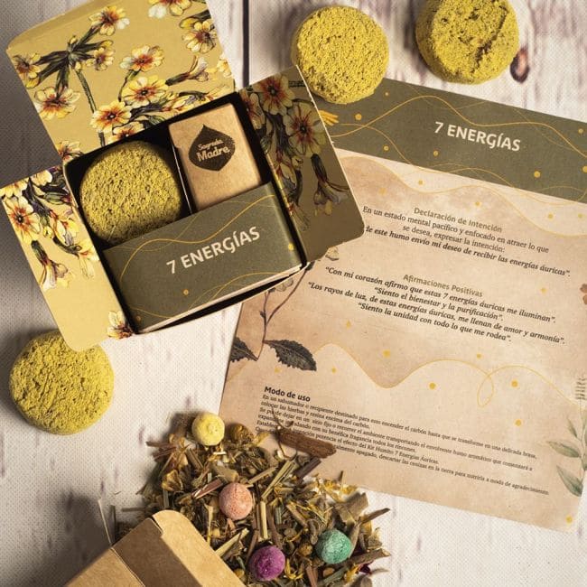 Weihrauch bei Sagrada Madre - Sacred Smoke Kit: Energien|de