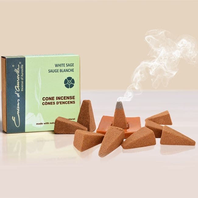 Weihrauch bei Auroville Weißer Salbei Räucherstäbchen 5x10 Kegel|de