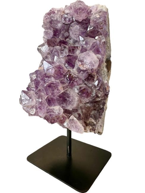 Weihrauch bei Amethystgeode Brasilien AA auf Sockel 3.650 kg