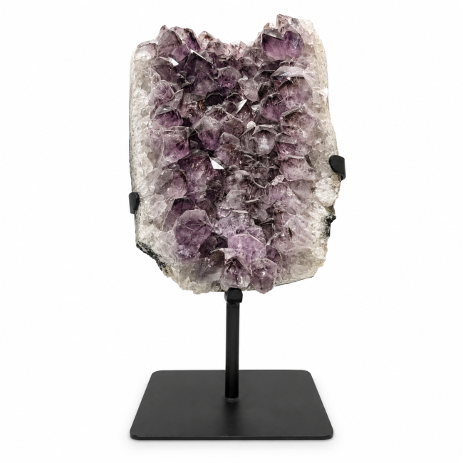Brasilianische Amethystgeode A auf Sockel, 5,1 kg