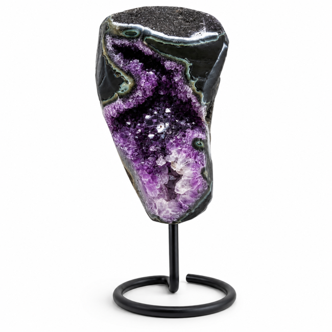 Brasilianische Amethyst-Geode A auf Sockel, 5,5 kg