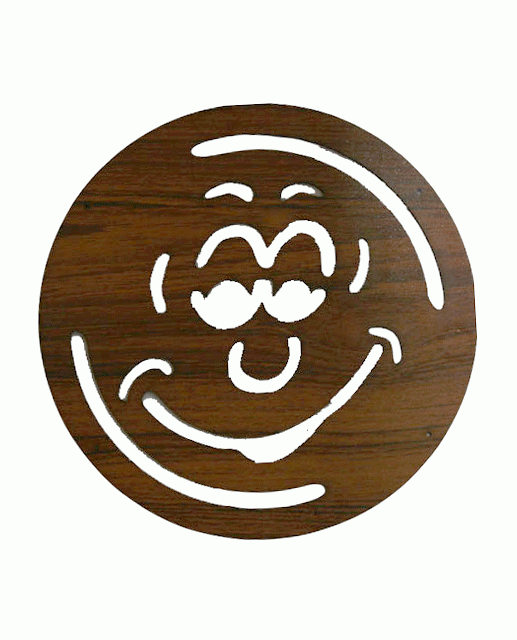 18 cm großes magnetisches Holzschild mit Smiley-Gesicht für HMD999