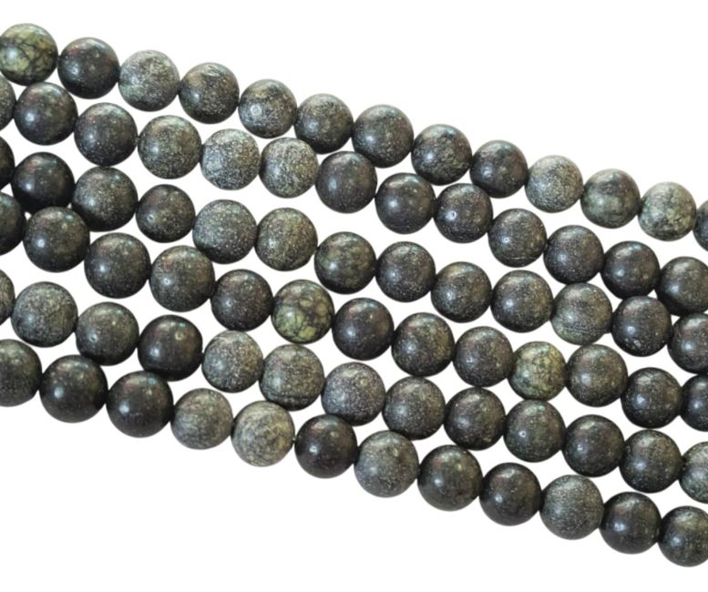 Serpentinenförmige peruanische Perlen, 6 mm, an einem 40 cm langen Faden