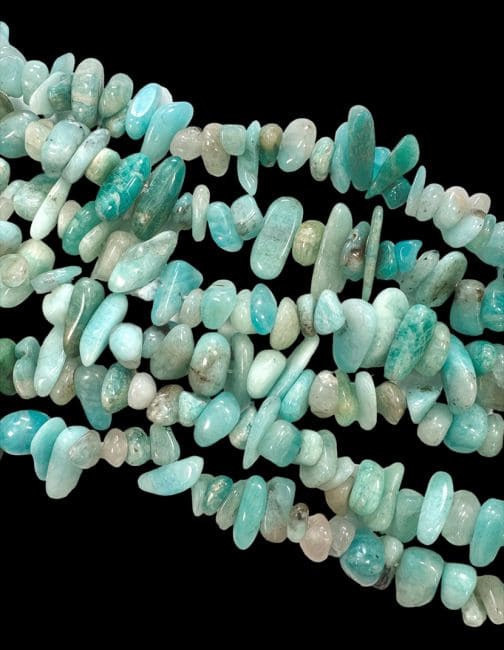 Amazonite Russia A splittert 5–8 mm auf einem 80 cm langen Faden