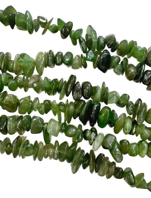 Jade Nephrite Canada AA-Chips 5-8 mm auf einem 80-cm-Gewinde