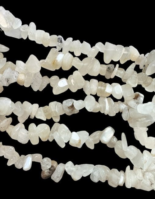 Weihrauch bei Weißer Mondstein AA-Chips 5-8 mm auf einem 80-cm-Gewinde|de