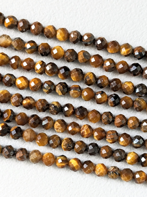 Facettierte Tigerauge A+ Perlen 3–4 mm auf 40 cm Draht