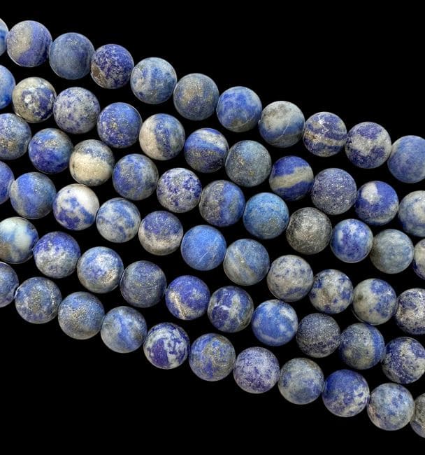 Matte Lapislazuli-Perlen, 8 mm, auf einem 40 cm langen Faden