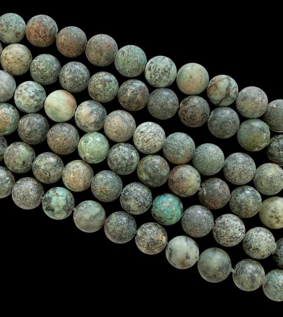 Natürlicher Türkis aus Afrika, matte Perlen, 6 mm, auf einem 40 cm langen Faden