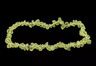 Armband mit Peridot-A+-Chips 18 cm