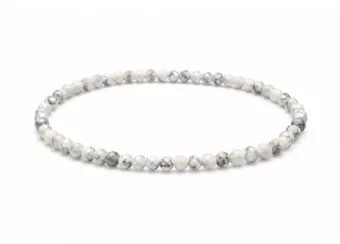 Armband aus Facettiertem Howlith A – 3-mm-Perlen