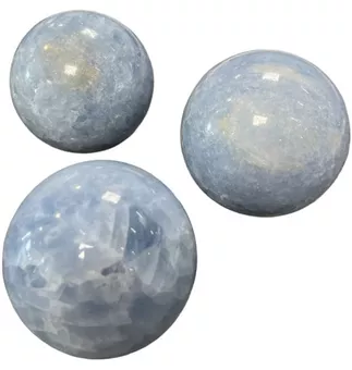 3 polierte blaue Calcit-Kugeln 1.715k