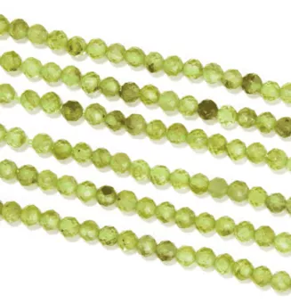 Facettierte Peridot A-Perlen 3 mm auf 40 cm Draht