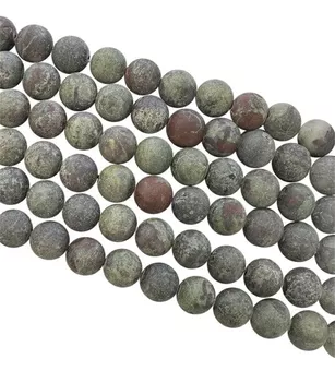 Drachenblut-Jaspis. Matte Perlen 8 mm auf einem 40 cm langen Faden