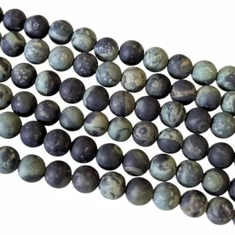 Kambaba-Jaspis-Mattperlen, 4 mm, auf 40 cm Faden