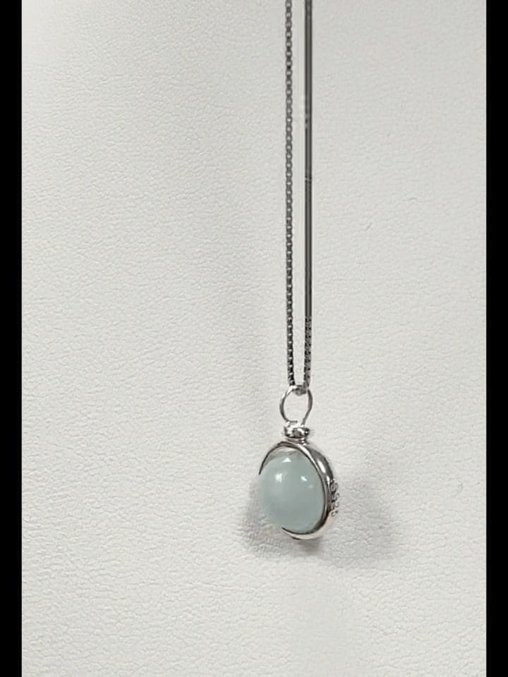 Halskette aus 925er Silber mit 10 mm großem A+ Aquamarin-Kugelanhänger