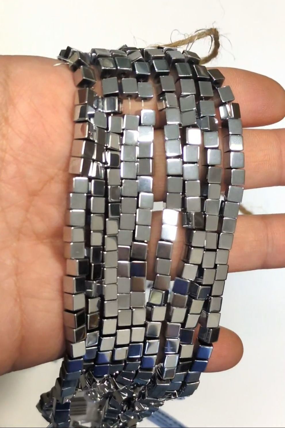 Quadratische Silberhämatit-Abstandsperlen – 4×4 mm