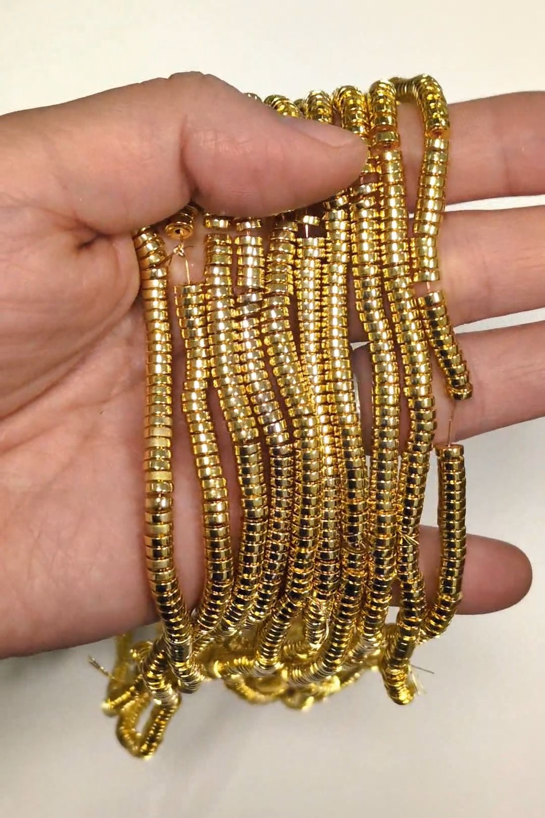 Goldene Hämatit-Zwischenperlen – 4 × 1 mm