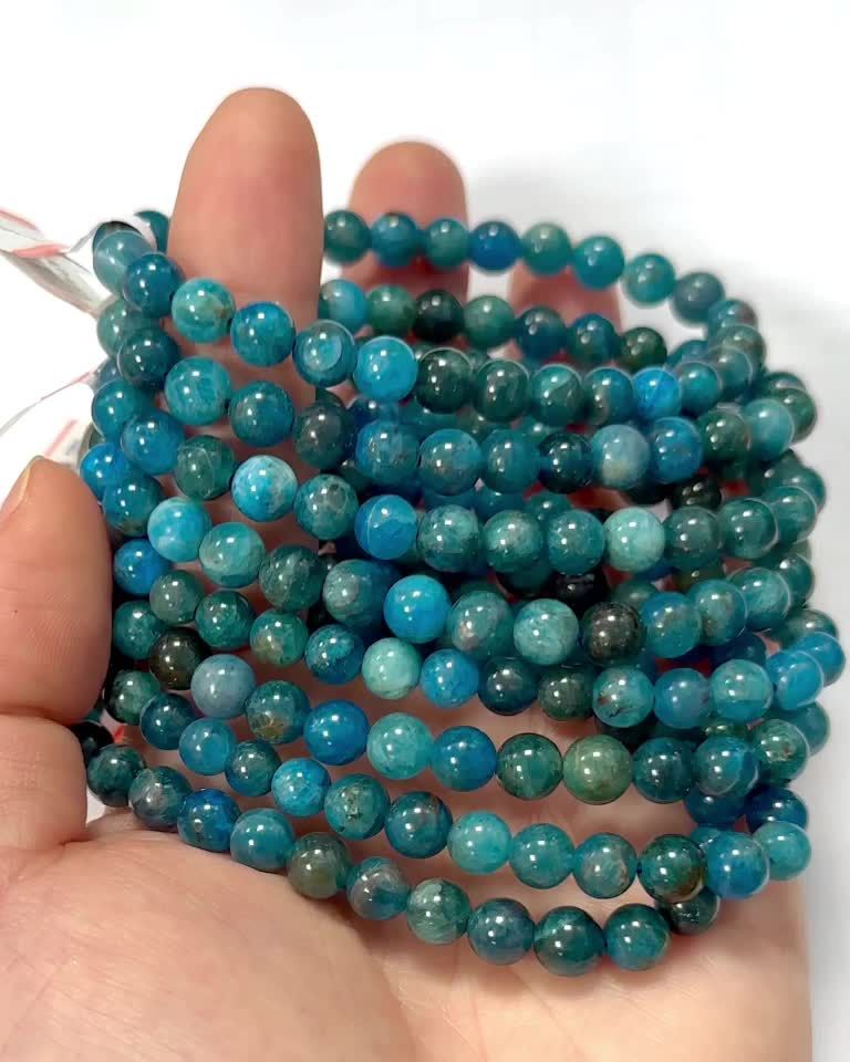 Blaues Apatit-Armband A 6–7 mm großen Perlen
