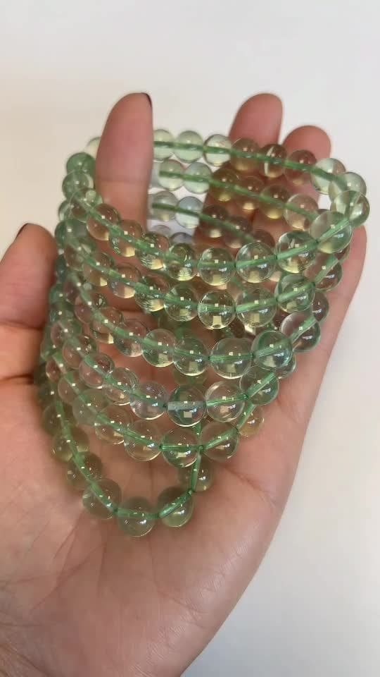 Grünes Fluorit-Armband AAA-Perlen 8–9 mm