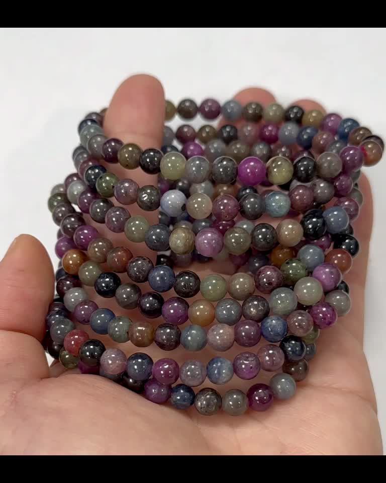 Mehrfarbiges Saphir-Armband mit 6-7 mm Perlen