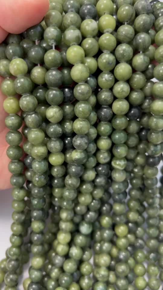 Jade Nephrite A Perlen 8mm auf 40cm Faden