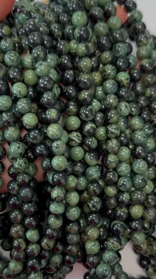 Jaspis-Kambaba-Perlen 8 mm auf einem 40 cm langen Faden