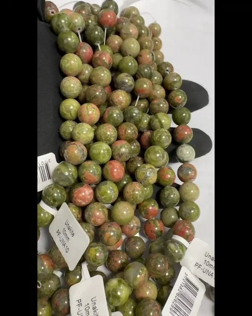 Unakite-Perlen 10 mm auf einem 40 cm langen Faden