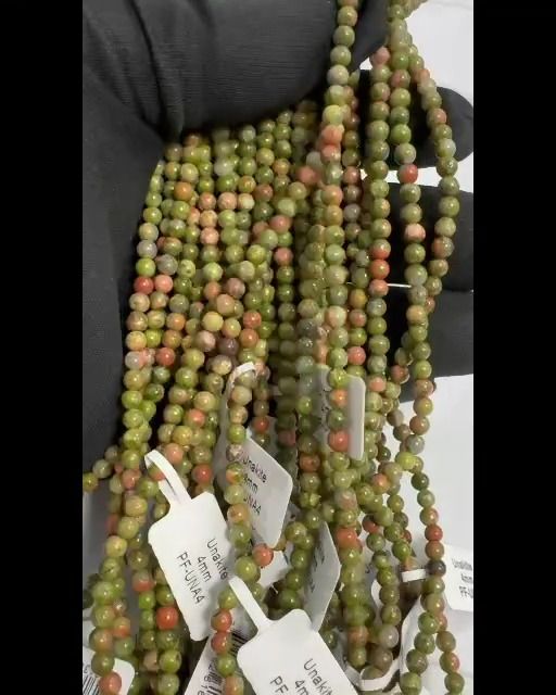 Unakite-Perlen 4mm auf einem 40 cm langen Faden