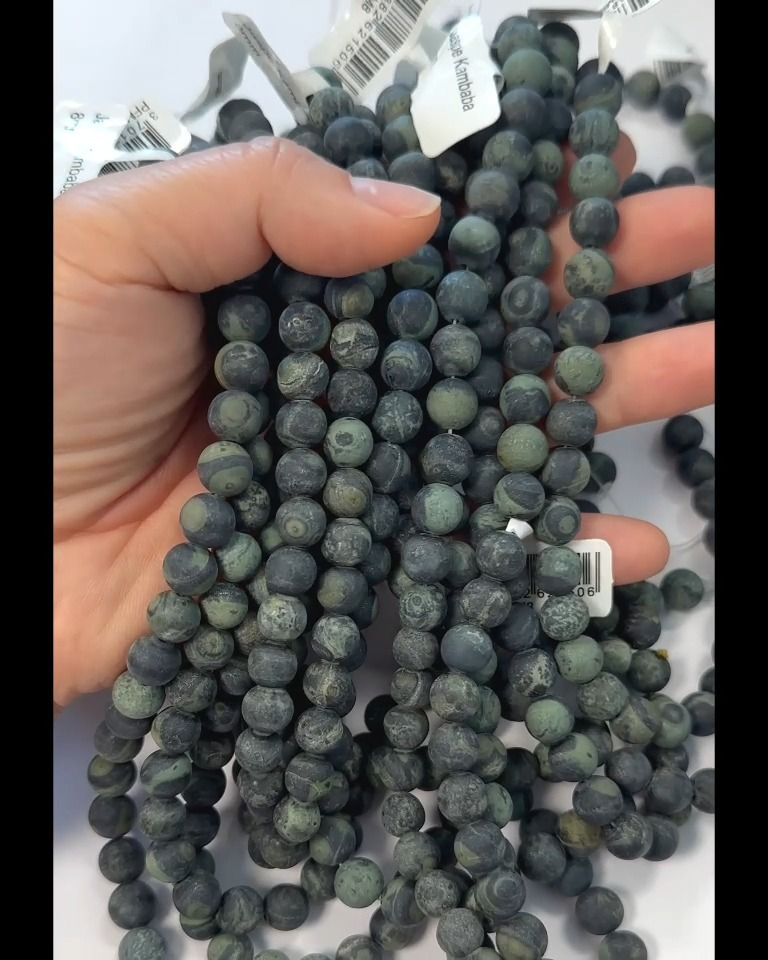Matte Jaspis-Kambaba-Perlen, 8 mm, auf einem 40 cm langen Faden